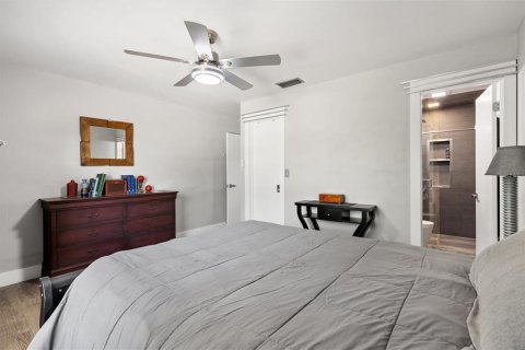 Casa en venta en Lady Lake, Florida, 3 dormitorios, 125.42 m2 № 2156797 - foto 16