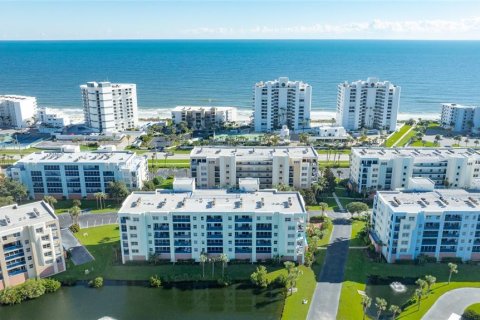 Copropriété à vendre à New Smyrna Beach, Floride: 2 chambres, 129.04 m2 № 2425505 - photo 11