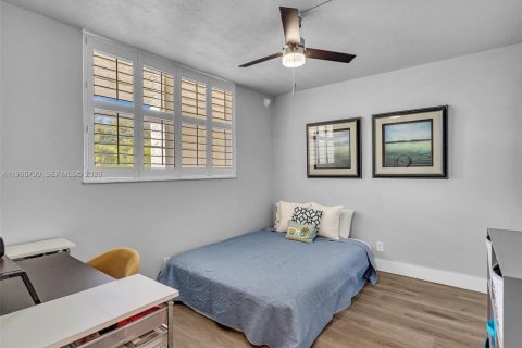 Condominio en venta en Davie, Florida, 2 dormitorios, 90.12 m2 № 2029842 - foto 25