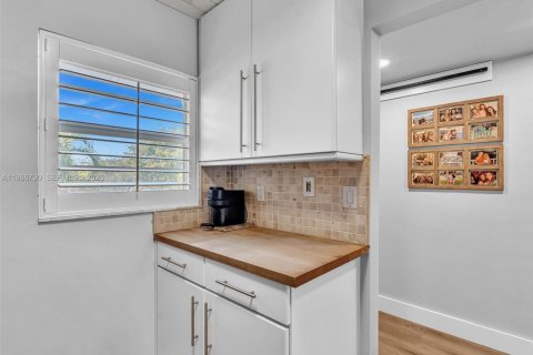 Condominio en venta en Davie, Florida, 2 dormitorios, 90.12 m2 № 2029842 - foto 8