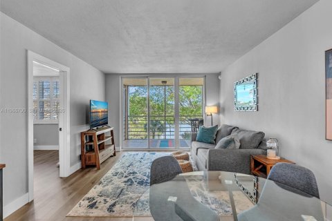 Condominio en venta en Davie, Florida, 2 dormitorios, 90.12 m2 № 2029842 - foto 15