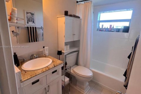 Condominio en venta en Miami Beach, Florida, 1 dormitorio, 58.16 m2 № 1461179 - foto 12