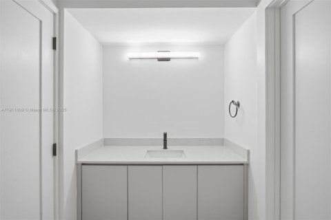 Adosado en alquiler en Miami Lakes, Florida, 3 dormitorios, 118.45 m2 № 1969204 - foto 16