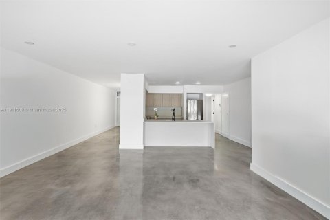 Adosado en alquiler en Miami Lakes, Florida, 3 dormitorios, 118.45 m2 № 1969204 - foto 10