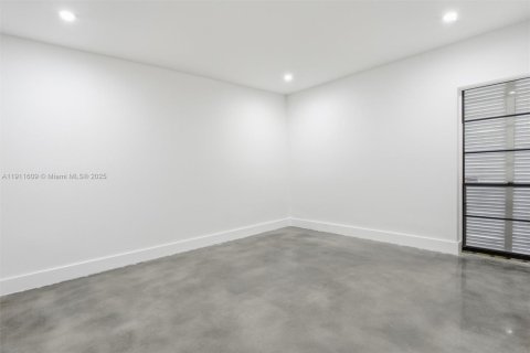 Adosado en alquiler en Miami Lakes, Florida, 3 dormitorios, 118.45 m2 № 1969204 - foto 19