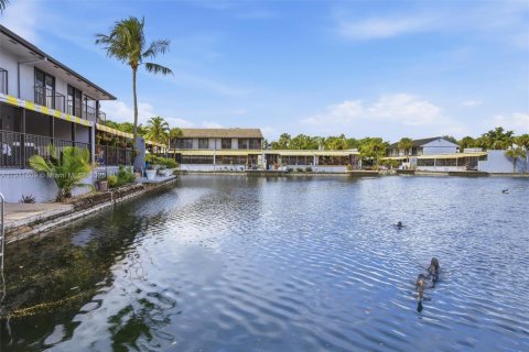 Adosado en alquiler en Miami Lakes, Florida, 3 dormitorios, 118.45 m2 № 1969204 - foto 24