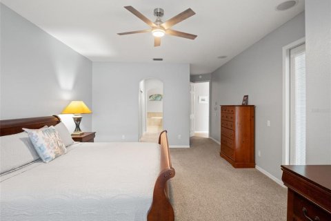House in Tampa, Florida 4 bedrooms, 326.37 sq.m. № 2094111 - photo 28