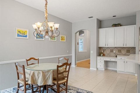House in Tampa, Florida 4 bedrooms, 326.37 sq.m. № 2094111 - photo 16