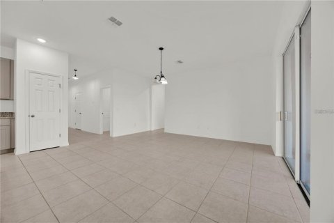 Casa en alquiler en Haines City, Florida, 3 dormitorios, 154.4 m2 № 1849497 - foto 14