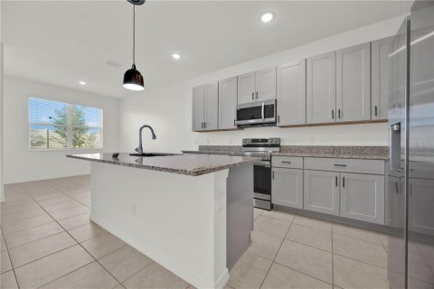 Casa en alquiler en Haines City, Florida, 3 dormitorios, 154.4 m2 № 1849497 - foto 10