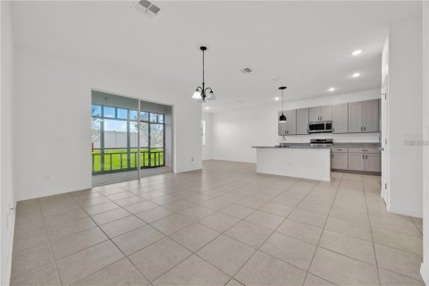 Casa en alquiler en Haines City, Florida, 3 dormitorios, 154.4 m2 № 1849497 - foto 12