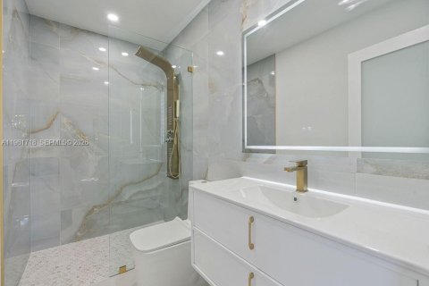 Villa ou maison à vendre à Miami, Floride: 3 chambres, 116.31 m2 № 2024519 - photo 23