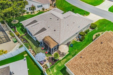 House in The Villages, Florida 3 bedrooms, 162.49 sq.m. № 2157055 - photo 4