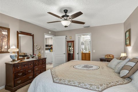 House in The Villages, Florida 3 bedrooms, 162.49 sq.m. № 2157055 - photo 21
