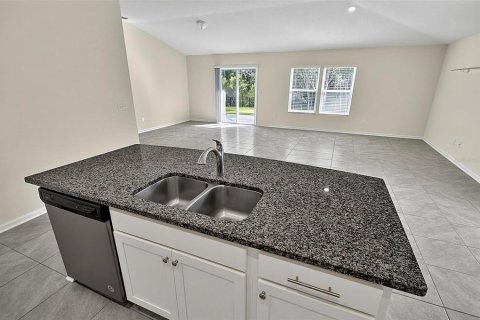 Купить виллу или дом в Палм-Кост, Флорида 8 комнат, 172.98м2, № 2134249 - фото 26