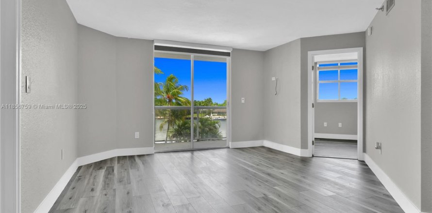 Condo à Miami Beach, Floride, 2 chambres № 1883855