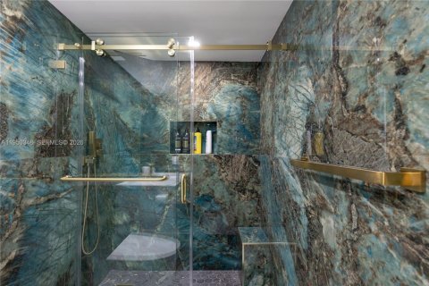 Снять в аренду кондоминиум в Халландейл-Бич, Флорида 3 спальни, 180.23м2, № 2005914 - фото 23