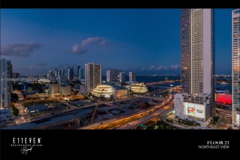 Condominio en venta en Miami, Florida, 2 dormitorios, 91.79 m2 № 2064730 - foto 4