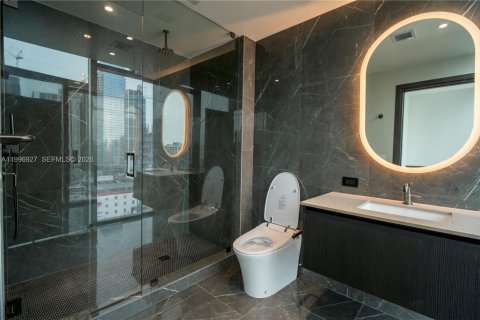 Condominio en venta en Miami, Florida, 2 dormitorios, 91.79 m2 № 2064730 - foto 27