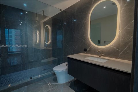 Condominio en venta en Miami, Florida, 2 dormitorios, 91.79 m2 № 2064730 - foto 28