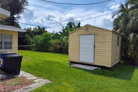 Villa ou maison à vendre à Fort Myers, Floride: 2 chambres, 98.94 m2 № 1954276 - photo 20