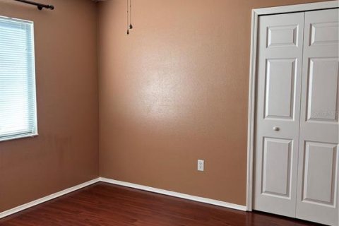 Villa ou maison à louer à Brandon, Floride: 4 chambres, 140 m2 № 2386632 - photo 10
