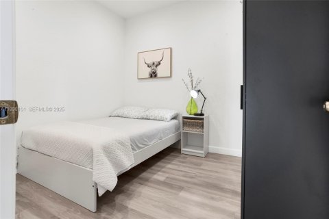 Снять в аренду таунхаус в Майами, Флорида 4 спальни, 163.32м2, № 1989330 - фото 26