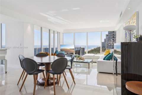 Copropriété à vendre à Bal Harbour, Floride: 2 chambres, 130.71 m2 № 2002367 - photo 16
