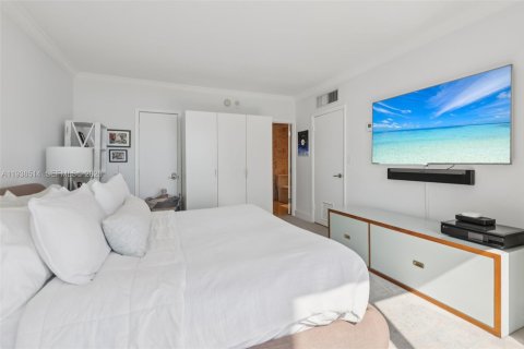 Copropriété à vendre à Bal Harbour, Floride: 2 chambres, 130.71 m2 № 2002367 - photo 30