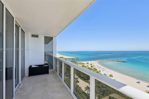 Copropriété à vendre à Bal Harbour, Floride: 2 chambres, 130.71 m2 № 2002367 - photo 11