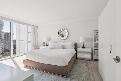 Copropriété à vendre à Bal Harbour, Floride: 2 chambres, 130.71 m2 № 2002367 - photo 29