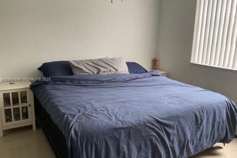 Copropriété à vendre à Miramar, Floride: 1 chambre, 65.03 m2 № 2035120 - photo 4