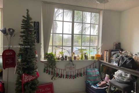 Copropriété à vendre à Miramar, Floride: 1 chambre, 65.03 m2 № 2035120 - photo 3