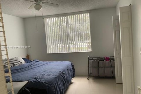 Copropriété à vendre à Miramar, Floride: 1 chambre, 65.03 m2 № 2035120 - photo 5
