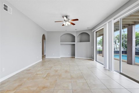 Villa ou maison à vendre à Orlando, Floride: 5 chambres, 377.74 m2 № 2287382 - photo 12