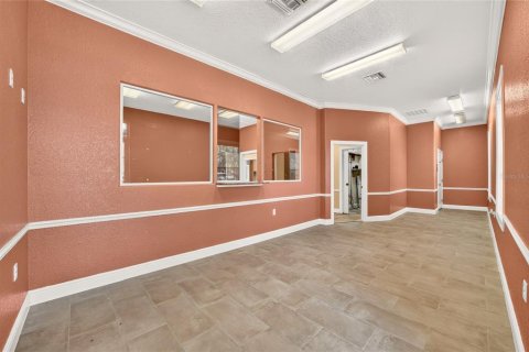 Immobilier commercial à louer à Ocala, Floride: 170.01 m2 № 2383960 - photo 2