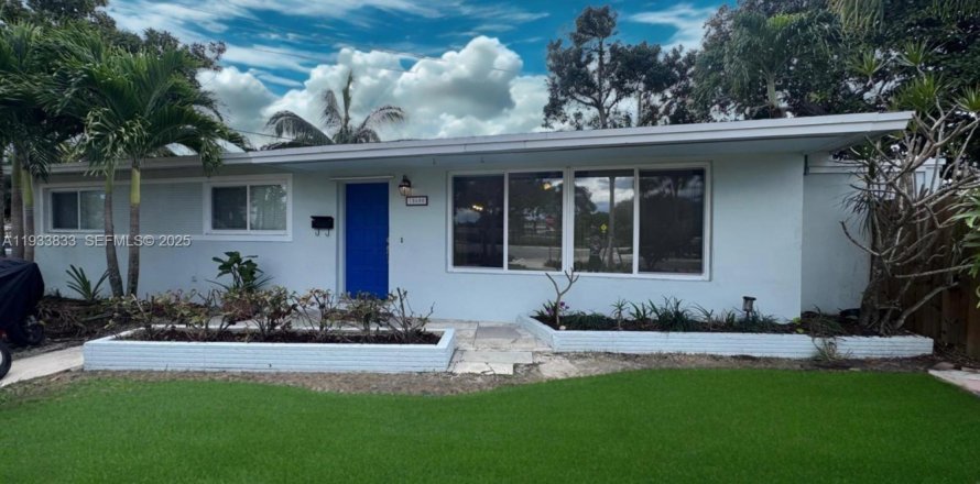 Casa en Cutler Bay, Florida 3 dormitorios, 154.96 m2 № 1992072