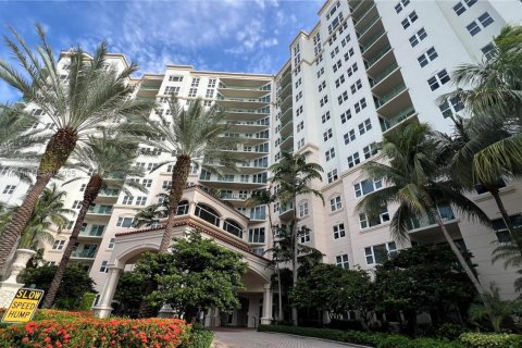 Кондоминиум с 1 спальней в Авентура, Флорида № 2053495