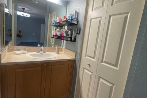 Casa en venta en Boynton Beach, Florida, 3 dormitorios, 133.87 m2 № 2052660 - foto 13