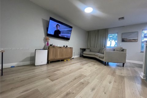 Casa en venta en Boynton Beach, Florida, 3 dormitorios, 133.87 m2 № 2052660 - foto 4