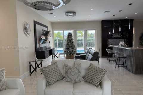 Купить виллу или дом в Майами, Флорида 4 спальни, 216м2, № 2002372 - фото 6