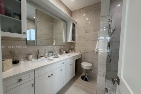 Купить виллу или дом в Майами, Флорида 4 спальни, 216м2, № 2002372 - фото 18