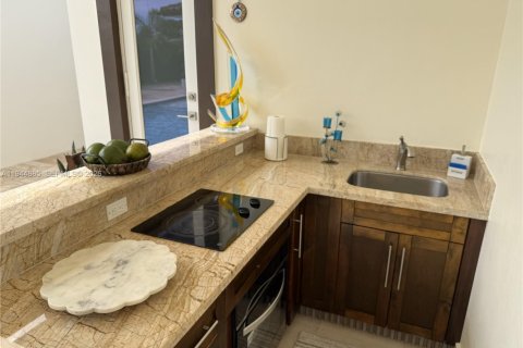 Купить виллу или дом в Майами, Флорида 4 спальни, 216м2, № 2002372 - фото 29