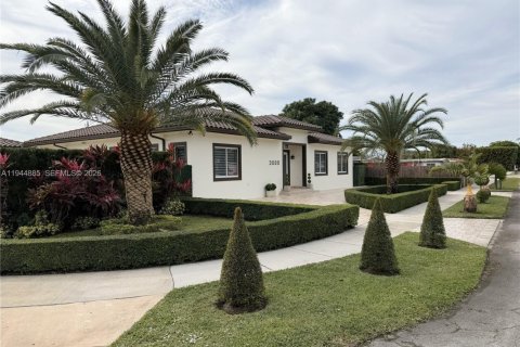 Купить виллу или дом в Майами, Флорида 4 спальни, 216м2, № 2002372 - фото 4