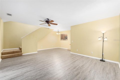 Adosado en venta en Gainesville, Florida, 3 dormitorios, 126.72 m2 № 1868863 - foto 5