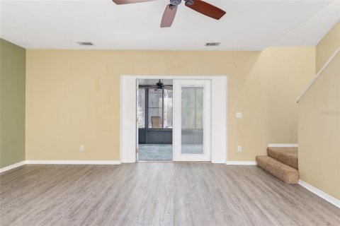 Adosado en venta en Gainesville, Florida, 3 dormitorios, 126.72 m2 № 1868863 - foto 4
