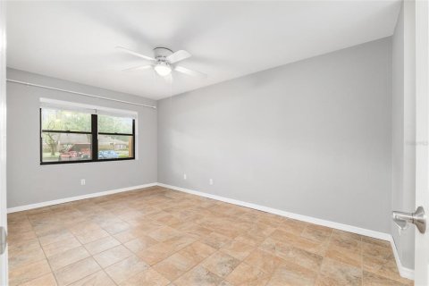 Adosado en venta en Gainesville, Florida, 3 dormitorios, 126.72 m2 № 1868863 - foto 13