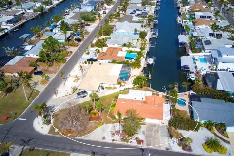 Villa ou maison à vendre à Bradenton, Floride: 4 chambres, 188.03 m2 № 1570858 - photo 2