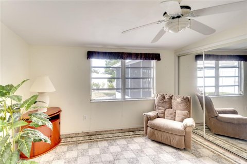 Villa ou maison à vendre à Bradenton, Floride: 4 chambres, 188.03 m2 № 1570858 - photo 19
