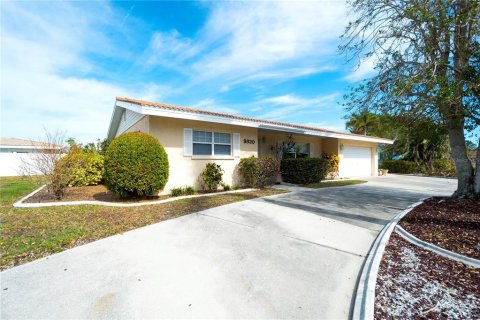 Villa ou maison à vendre à Bradenton, Floride: 4 chambres, 188.03 m2 № 1570858 - photo 3